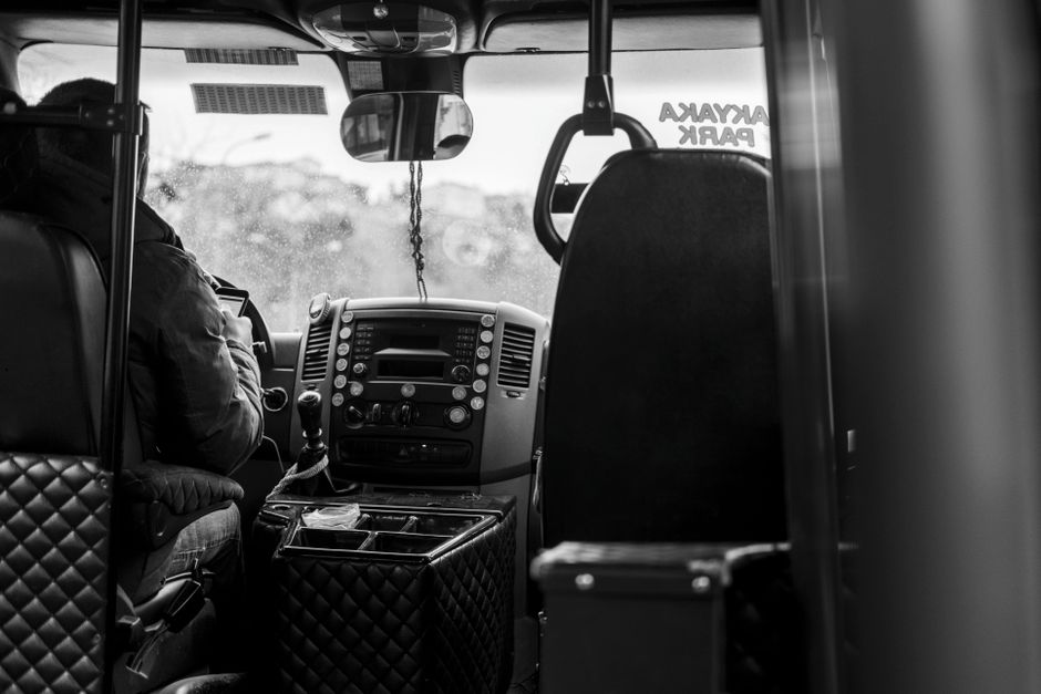 Oportunidades na Estrada: Vagas para Motoristas de Pesados e Autocarros